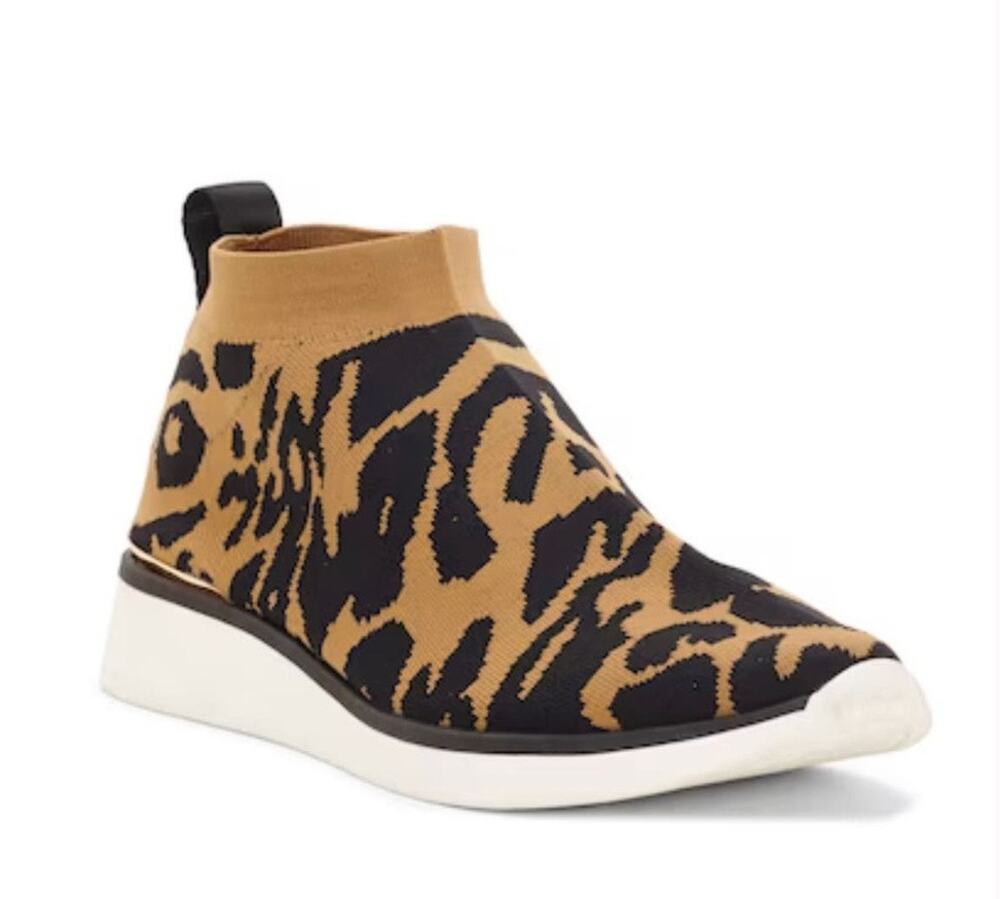 Louise ate Cie Breyson Leopard Print Knit Pull On Shoes Size 8.5
